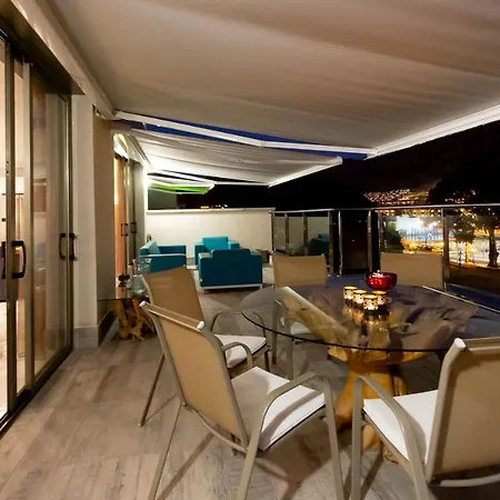 Rivera Del Puerto Luxury Penthouse With Great Terrace And Sea View Lejlighed